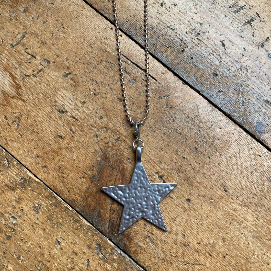 Hammered Star Long Necklace